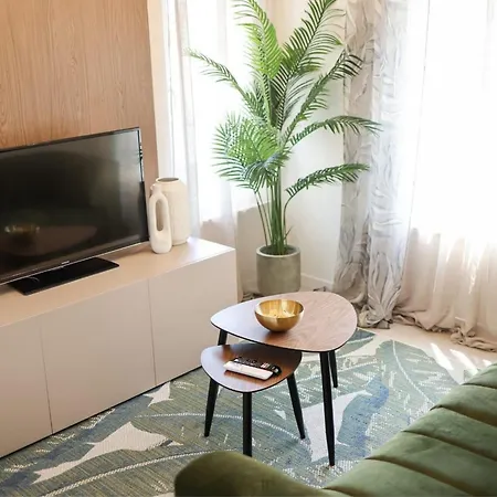 Apartment Bokan Luxury 1 Bdr W Parking